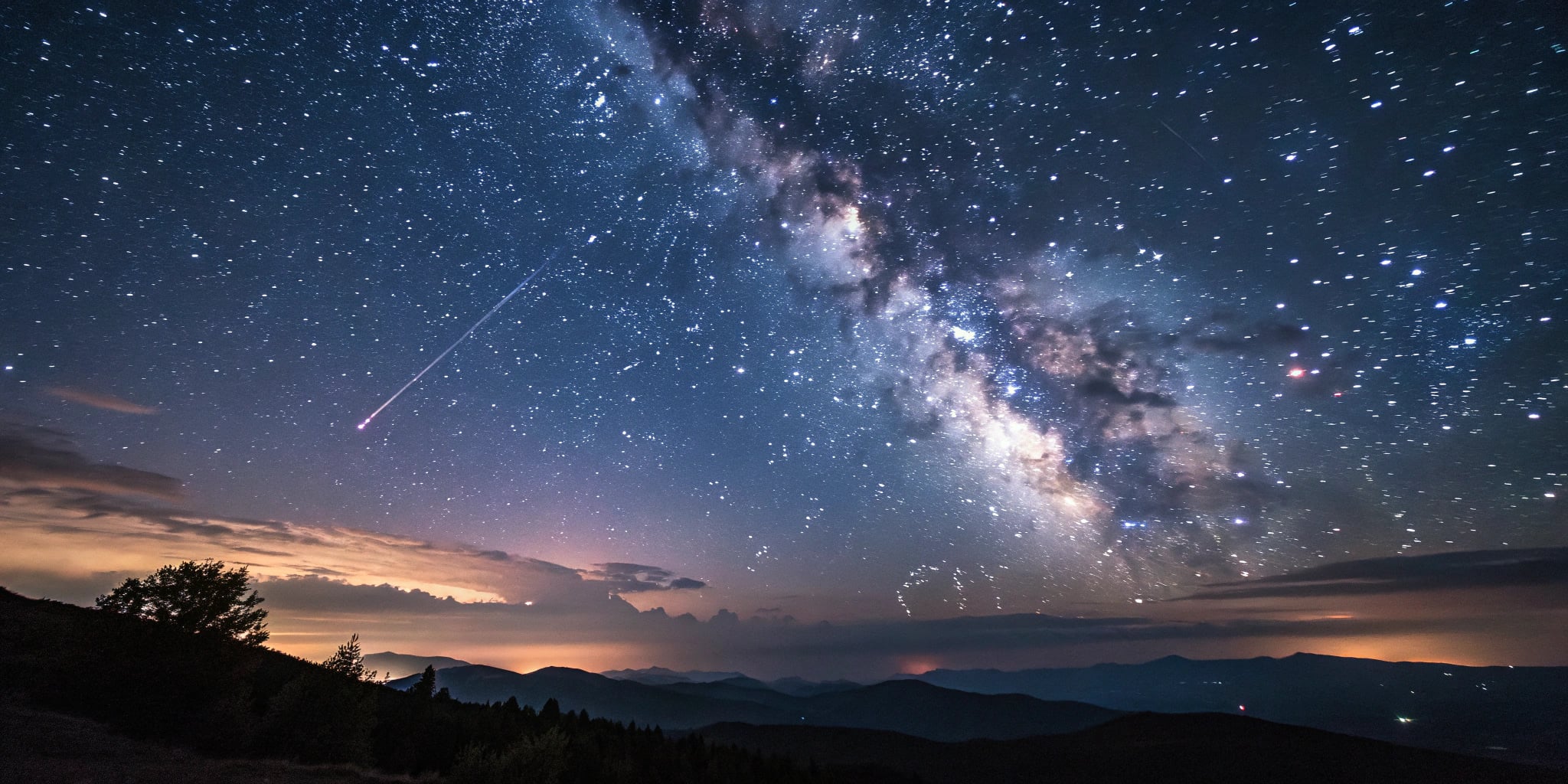 Leonid Cosmic Drama Illuminates Night Skies Worldwide